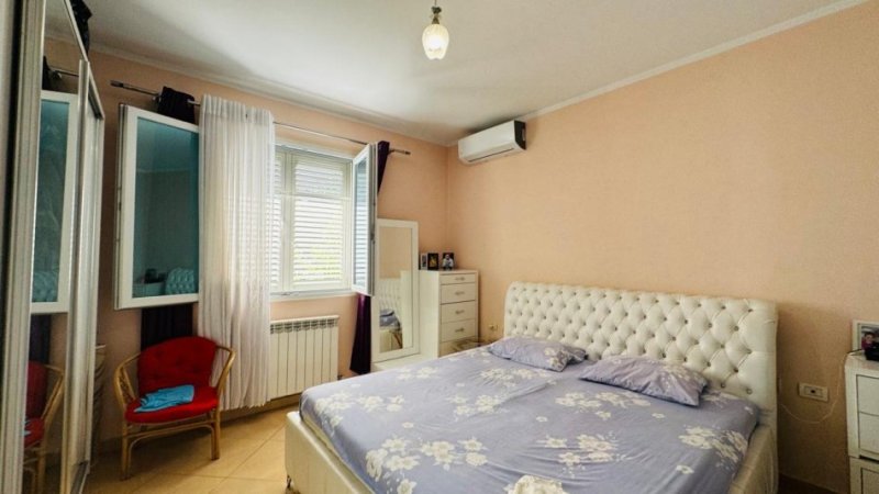 Tirane, shitet shtepi Dublex Kati 2, 550 m² 160.000 € (Kamez)