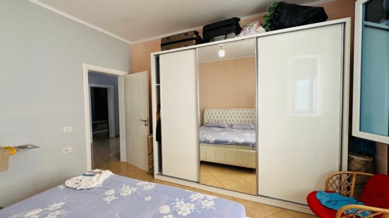 Tirane, shitet shtepi Dublex Kati 2, 550 m² 160.000 € (Kamez)