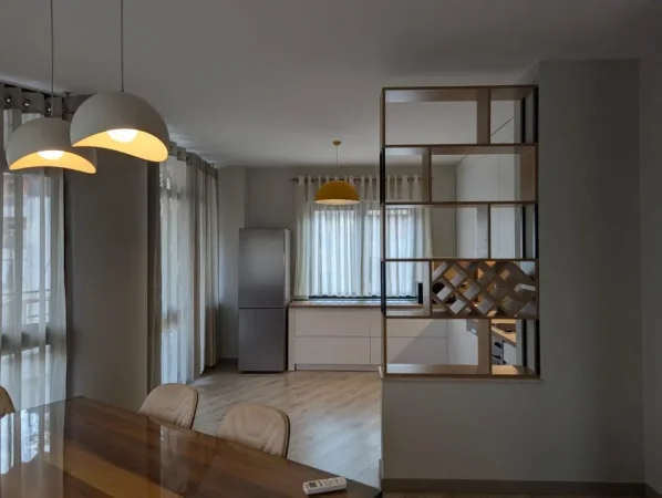 Tirane, jepet me qera apartament 3+1+3, 170.78 m2 , 2300 €uro/muaj (Rruga SAMI FRASHERI,TIRANE)