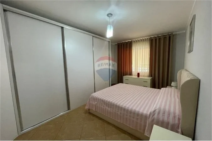 Tirane, jepet me qera apartament 2+1 Kati 4, 97 m² 500 € (Astir)