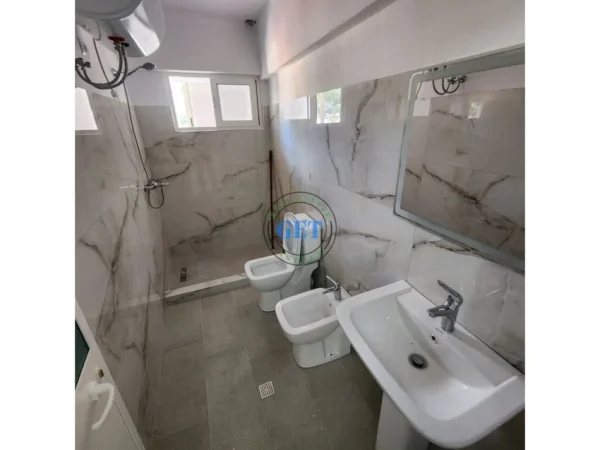 Durres, shitet apartament 1+1 Kati 5, 55 m² 55.000 € (Çezma e Ferres, Durrës)