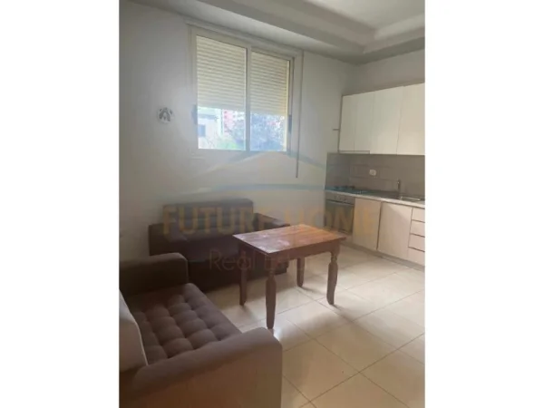 Vlore, shitet apartament 1+1 Kati 0, 40 m² 75.000 € (vlore lungomare)