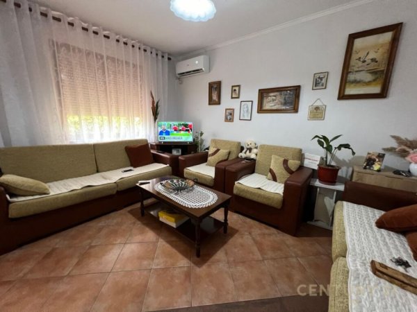 Tirane, jepet me qera apartament 1+1 Kati 4, 51 m² 99.000 € (21 dhjetori)