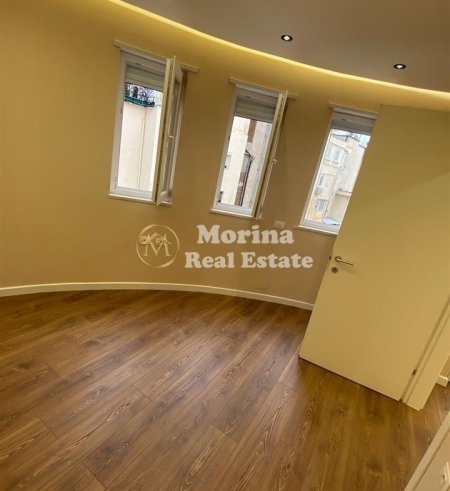 Tirane, jepet me qera apartament 1+1 Kati 6, 70 m² 600 € (Qender)
