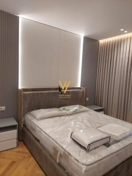 Tirane, jepet me qera apartament 3+1+Ballkon Kati 5, 157 m² 2.500 € (RRUGA E KOSOVAREVE)