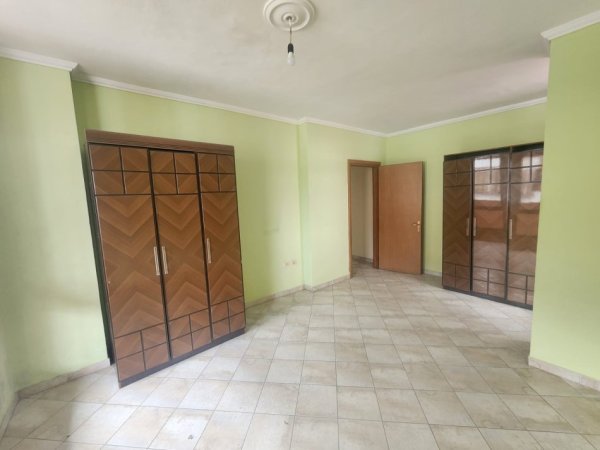 Shqiperi, shitet apartament 2+1+Ballkon Kati 6, 105 m² 135.000 € (Yzberisht)