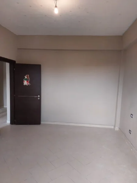 Durres, shitet apartament 1+1+Ballkon , 92 m² 87.000 € (STADIUM DURRES)