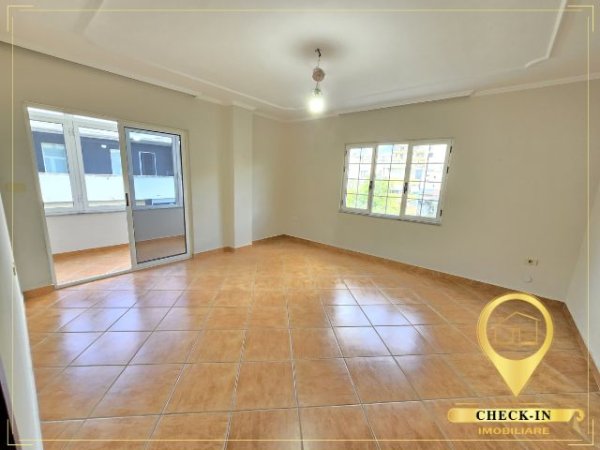 Tirane, jepet me qera zyre Kati 4, 177 m² 1.800 € (Sheshi Wilson)
