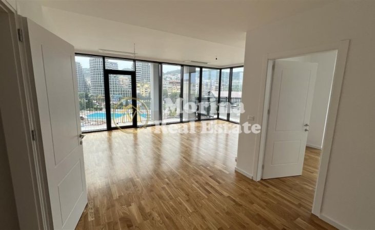 Tirane, jepet me qera zyre Kati 7, 125 m² 1.500 € (Lake View)