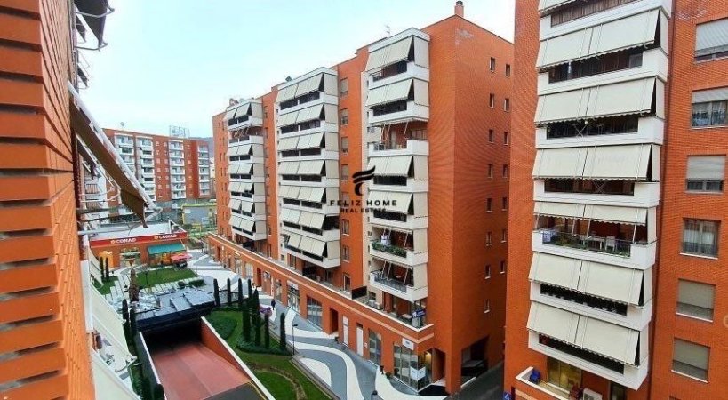 Tirane, jepet me qera apartament 1+1 Kati 6, 72 m² 880 € (RRUGA E KAVAJES)