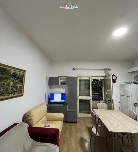 Tirane, jepet me qera apartament 1+1 Kati 2, 50 m² 400 € (Qytet Studenti)