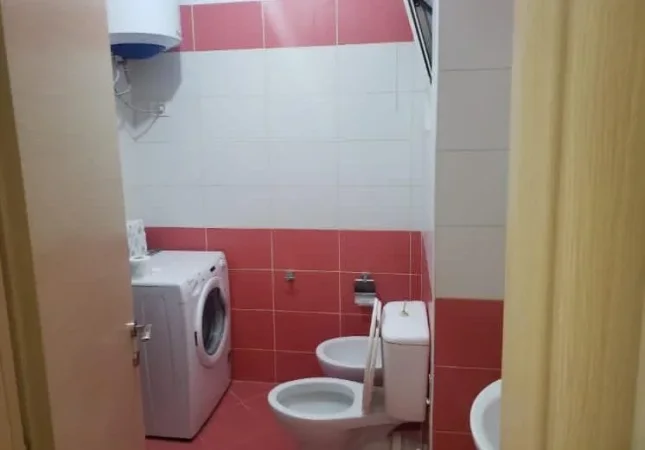 Tirane, jepet me qera apartament 1+1 Kati 7, 62 m² 450 € (ASTIR)