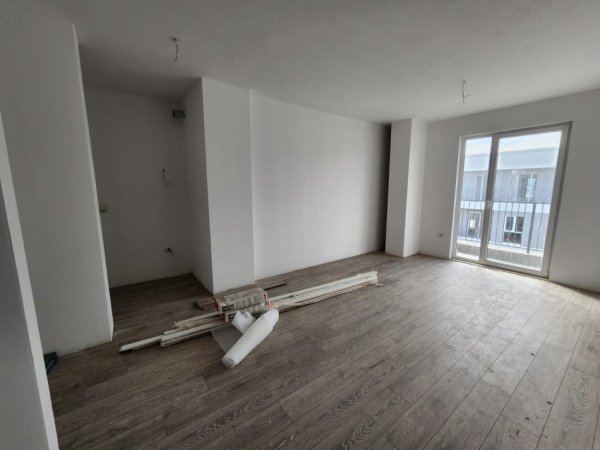 Tirane, shitet apartament 1+1+Ballkon Kati 8, 71 m² 72.000 € (Univers City)