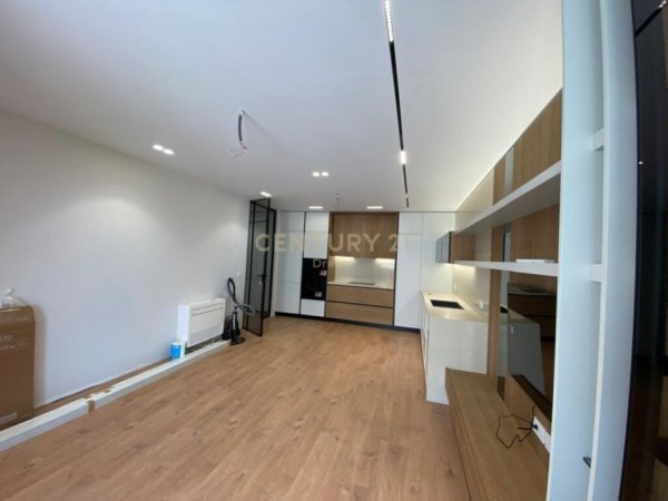 Tirane, shes apartament 2+1+2 , 124 m² 320.000 € (Liqeni i Thatë)