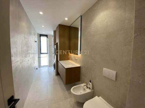 Tirane, shes apartament 2+1+2 , 124 m² 320.000 € (Liqeni i Thatë)