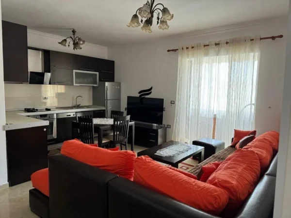 Tirane, jepet me qera apartament 3+1 Kati 4, 105 m² 600 € (RRUGA BARDHYL)