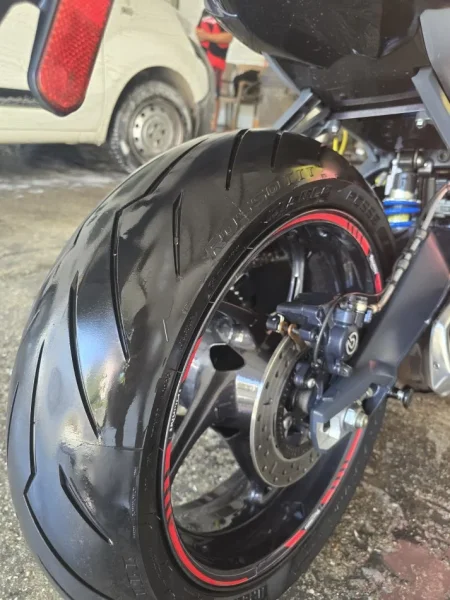 Tirane, shes Motociklete Triumph Street Triple 675 - viti 2015 , e zeze 33.800 km 7.000 €