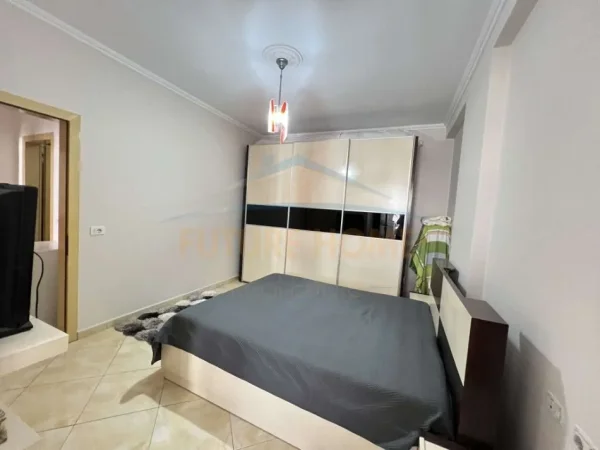 Tirane, shitet apartament 2+1 Kati 5, 99 m² 132,000 € (YZBERISHT