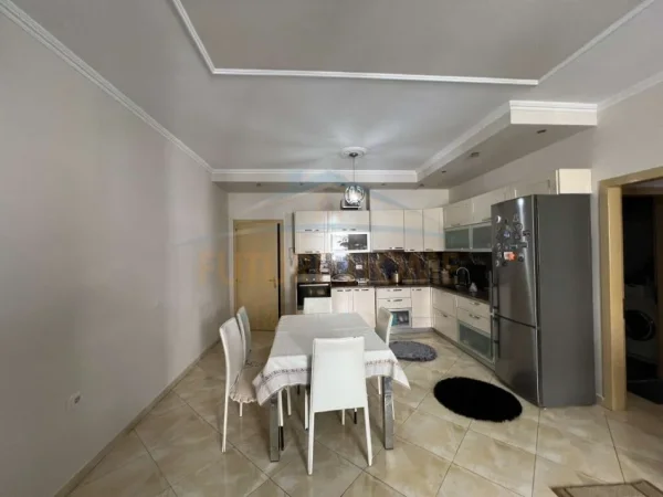 Tirane, shitet apartament 2+1 Kati 5, 99 m² 132,000 € (YZBERISHT