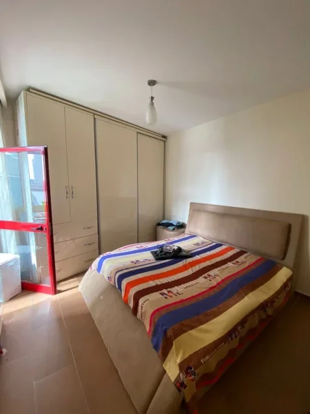 Tirane, jepet me qera apartament 2+1 Kati 5, 86 m² 700 € (Zogu i Zi)
