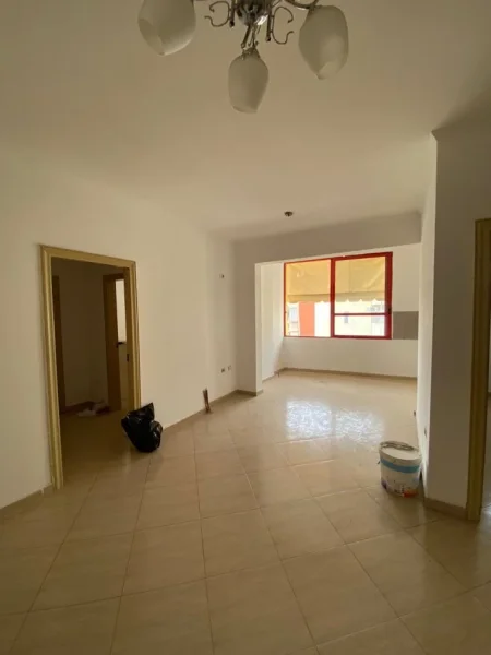 Tirane, shitet apartament 2+1 Kati 5, 105 m² 200.000 € (Zogu i Zi)