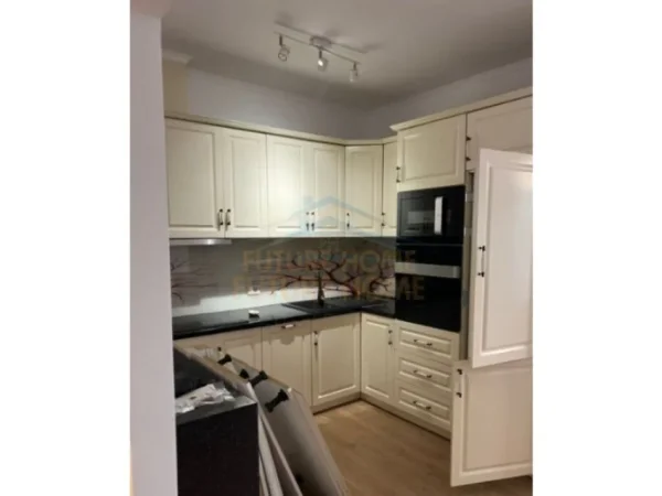 Tirane, shitet apartament 2+1 Kati 2, 90 m² 190.000 € (Rruga Shefqet Musaraj)