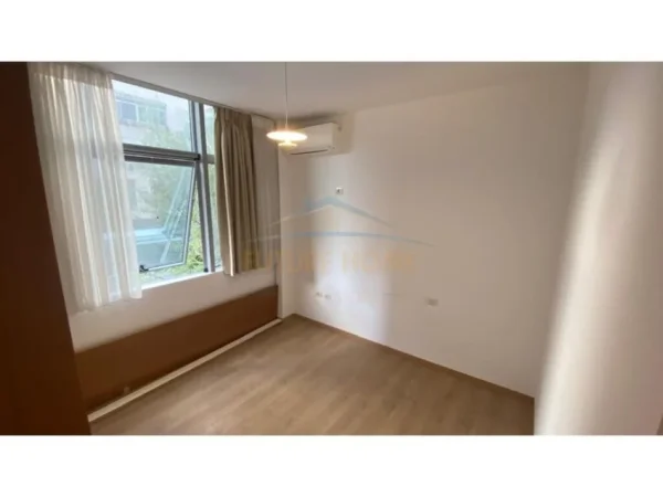 Tirane, shitet apartament 2+1 Kati 2, 90 m² 190.000 € (Rruga Shefqet Musaraj)