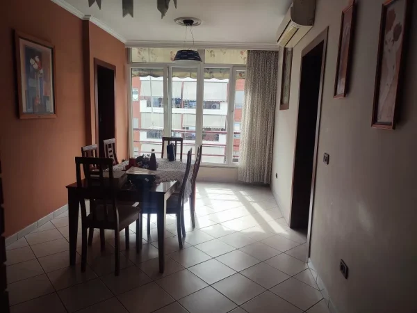 Tirane, jepet me qera apartament 2+1 Kati 5, 100 m² 750 € (Delijorgji)