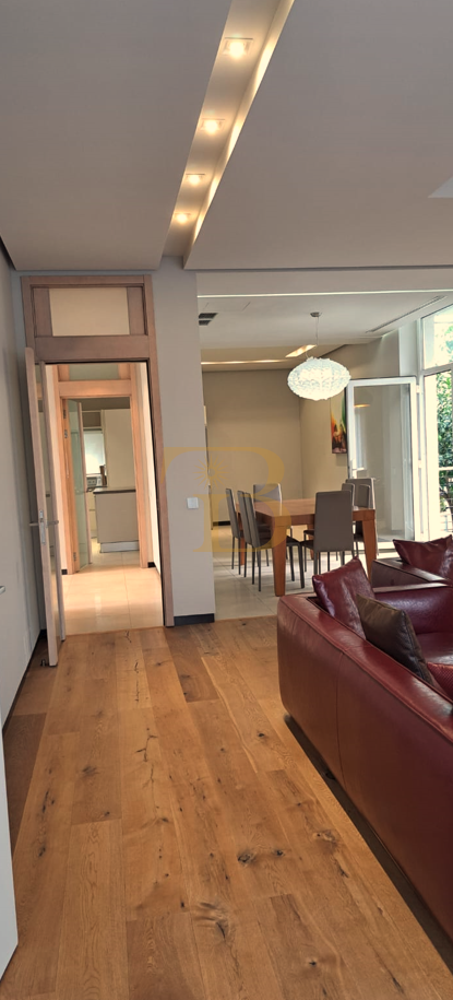 Tirane, jepet me qera Vile 2 Katshe Kati 0, 250 m² 4.200 € (Mjull Bathore.)