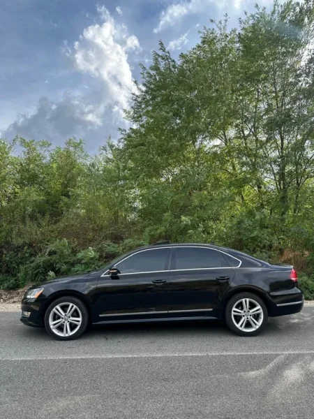 Fushe Kruje, shes makine Volkswagen Passat SEL 2013 2.0 TDI Nafte, e zeze automatik Klima 248.000 km 8.000 €