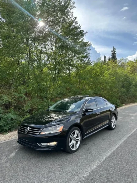 Fushe Kruje, shes makine Volkswagen Passat SEL 2013 2.0 TDI Nafte, e zeze automatik Klima 248.000 km 8.000 €