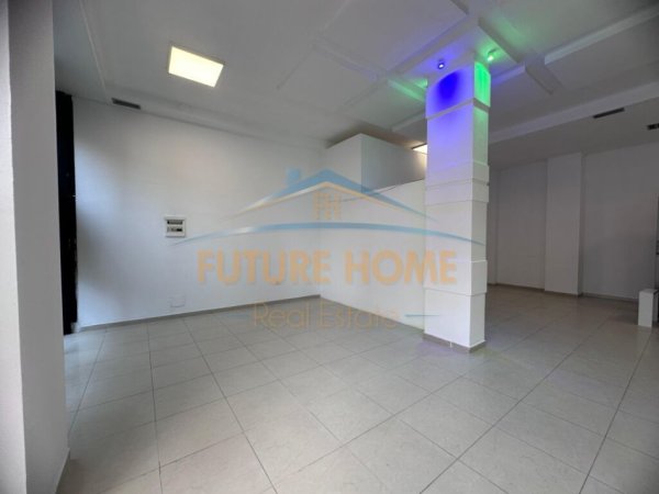 Tirane, shitet ambjent biznesi Kati 0, 97 m² 272.000 € (Brryli)