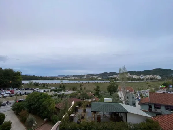 Tirane, jepet me qera apartament 3+1+Aneks+Ballkon Kati 3, 133 m² 2.000 € (RRUGA SAMI FRASHERI)