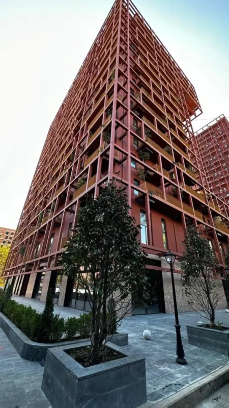 Tirane, jepet me qera ambjent biznesi Kati 2, 130 m² 1.000 € 