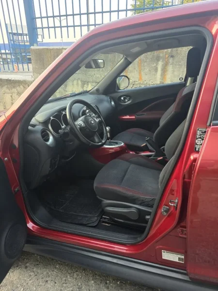 Tirane, shes makine NISAN JUKE AUTOMAT OKAZION 24 ORE 5800 EURO Benzin, vishnje automatik Kondicioner 240.000 km 5.800 €