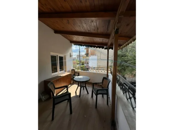 Tirane, shitet 3+1 Kati 2, 120 m² 220.000 € (Kinostudio)