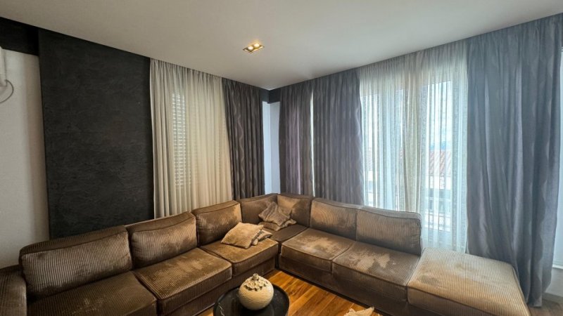 Tirane, jepet me qera apartament duplex Dublex Kati 1, 1.500 € (Kodra e Diellit)