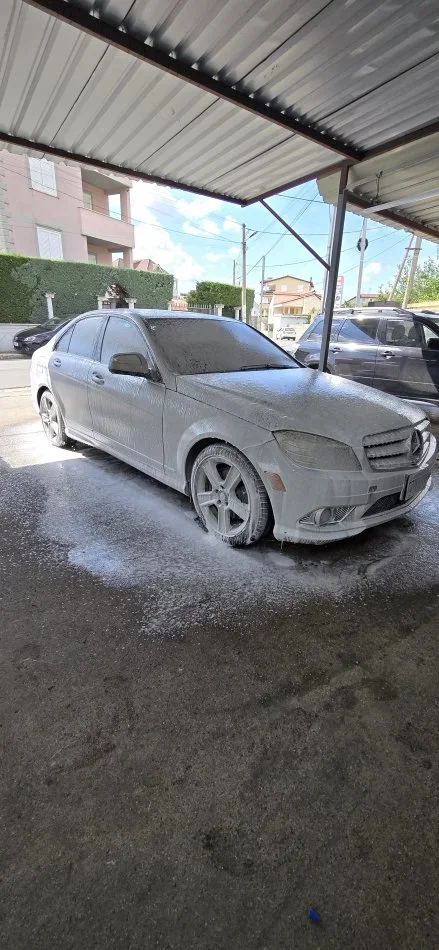 Tirane, shes makine MERCEDES C CLASS 300 BENZINE 4 MATIC Benzin, gri metalizato automatik Klima 207.000 km 5.700 €