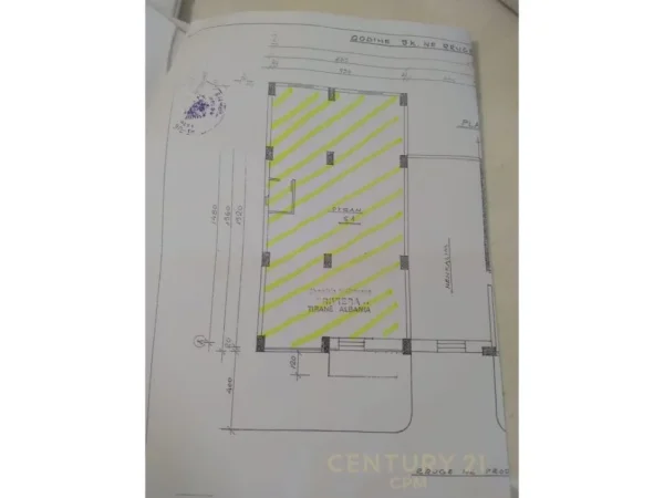 Tirane, jepet me qera ambjent biznesi Kati 0, 128 m² 1.100 € (e kosovareve)