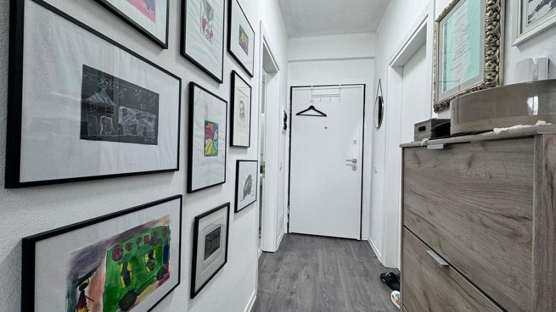 Tirane, jepet me qera apartament 1+1+Ballkon Kati 4, 80 m² 600 € (Hamdi Sina)