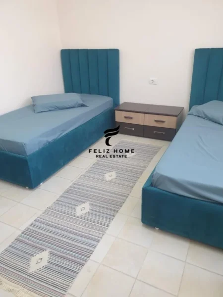 Tirane, jepet me qera apartament 2+1 Kati 3, 120 m² 700 € (21 DHJETORI)