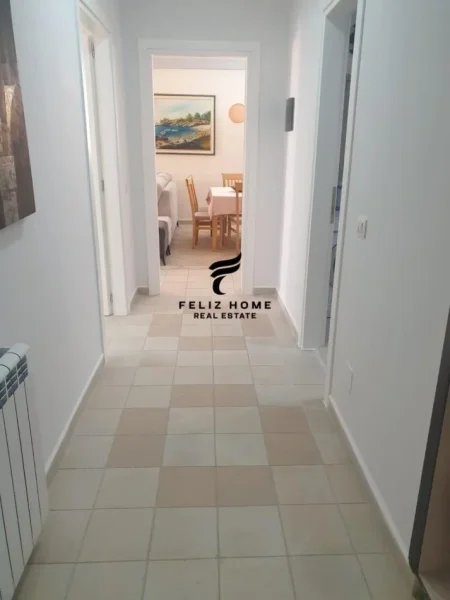 Tirane, jepet me qera apartament 2+1 Kati 3, 120 m² 700 € (21 DHJETORI)