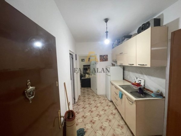 Tirane, shitet apartament 2+1 Kati 1, 71 m² 97.800 € (Allias)