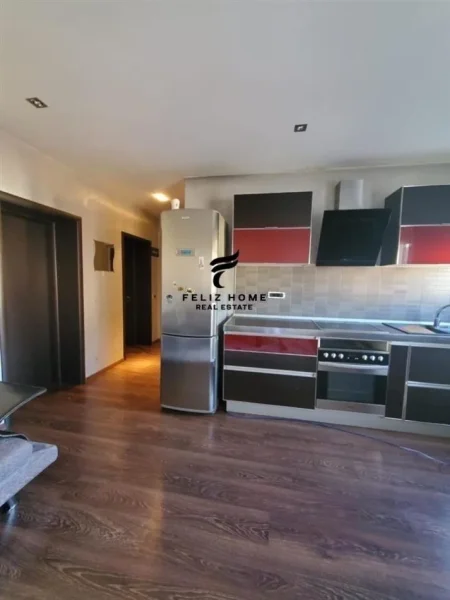 Tirane, jepet me qera apartament 2+1 Kati 4, 80 m² 600 € (RRUGA HOXHA TASIM)