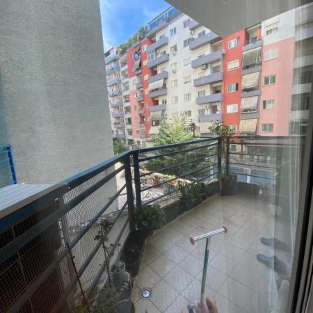 Yzberisht , jepet me qera 2+1 , 550 €