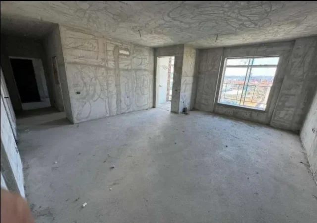 📍5 Maji, shitet Ap 2+1 107 m² 💥145.000 €