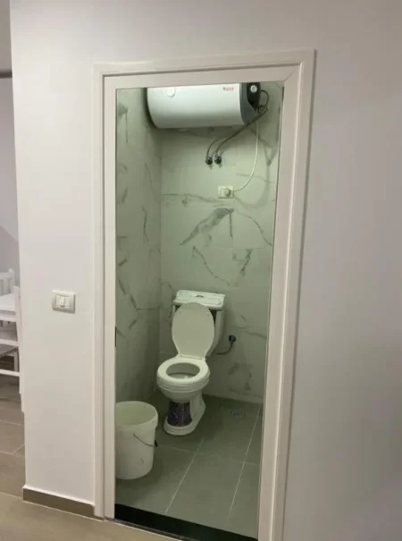 Tirane, jepet me qera apartament 2+1 Kati 2, 55 m² 400 € (Rruga Niko Avrami)