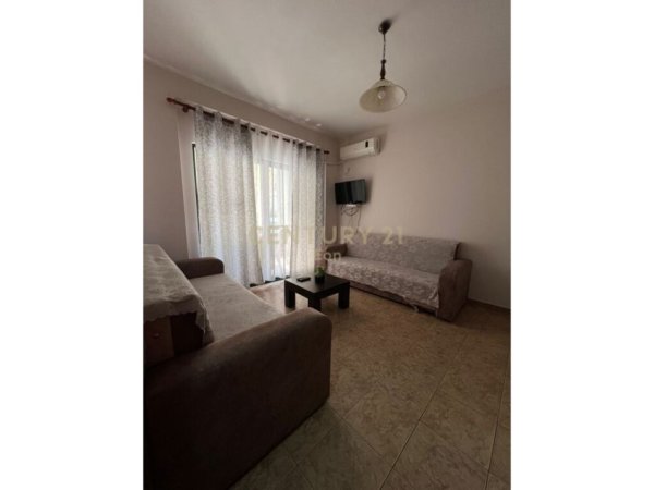 Durres, jepet me qera apartament 1+1+Ballkon Kati 2, 42 m² 300 € 