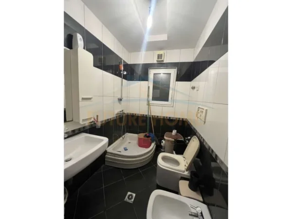Tirane, shitet apartament 2+1+Aneks+Ballkon Kati 6, 111 m² 154.000 € (Astir)