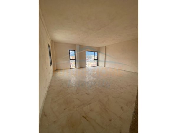 Tirane, shitet apartament 3+1+2 Kati 6, 168 m² 274.500 € (Mihal Grameno)